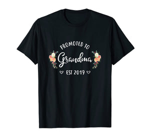 Promoted to Grandma Est 2019 Mothers Day New Grandma T-Shirt
