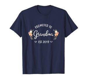 Promoted to Grandma Est 2019 Mothers Day New Grandma T-Shirt
