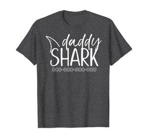 Mens Daddy Shark Doo Doo Halloween Christmas Gift Matching T-Shirt