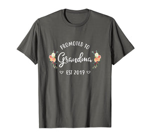Promoted to Grandma Est 2019 Mothers Day New Grandma T-Shirt